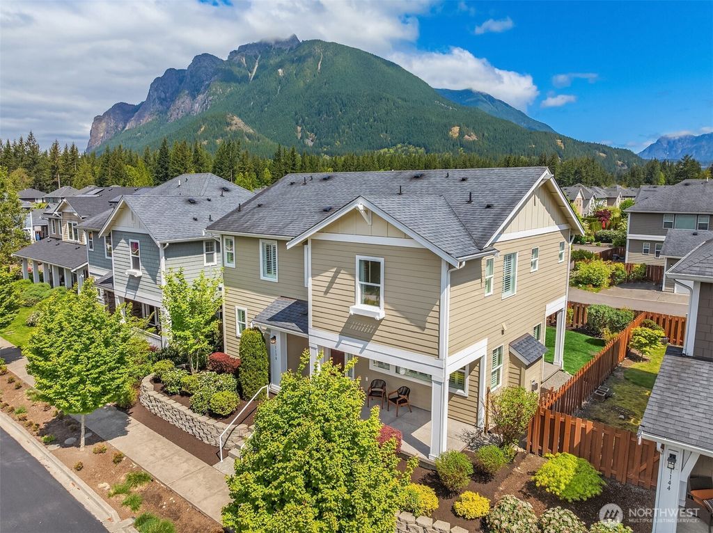 Photo of 1130 Maloney Grove Avenue SE, North Bend, WA 98045 (MLS # 2370549)