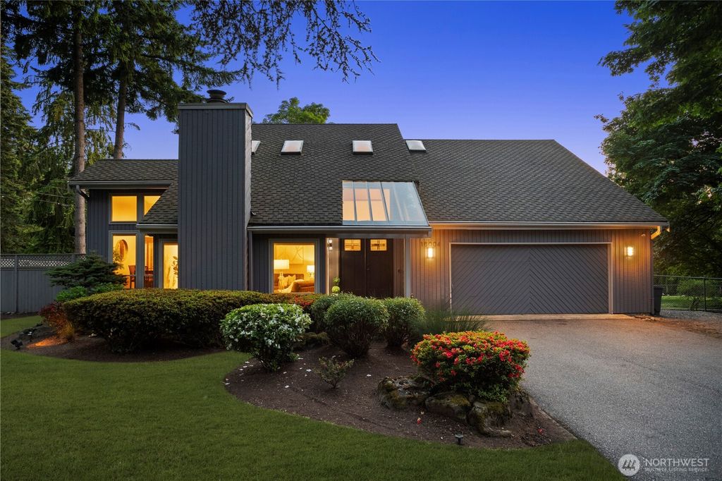 Photo of 16004 NE 6th Street, Bellevue, WA 98008 (MLS # 2387054)