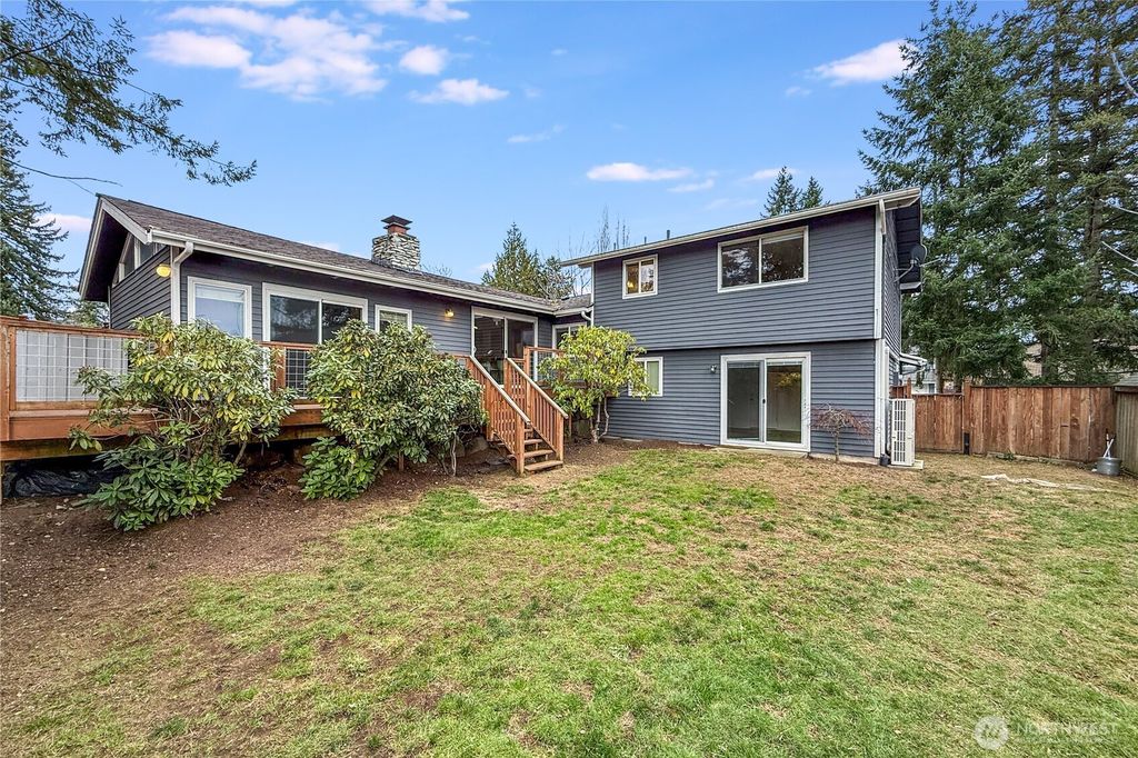 Photo of 16387 129th Avenue SE, Renton, WA 98058 (MLS # 2475687)