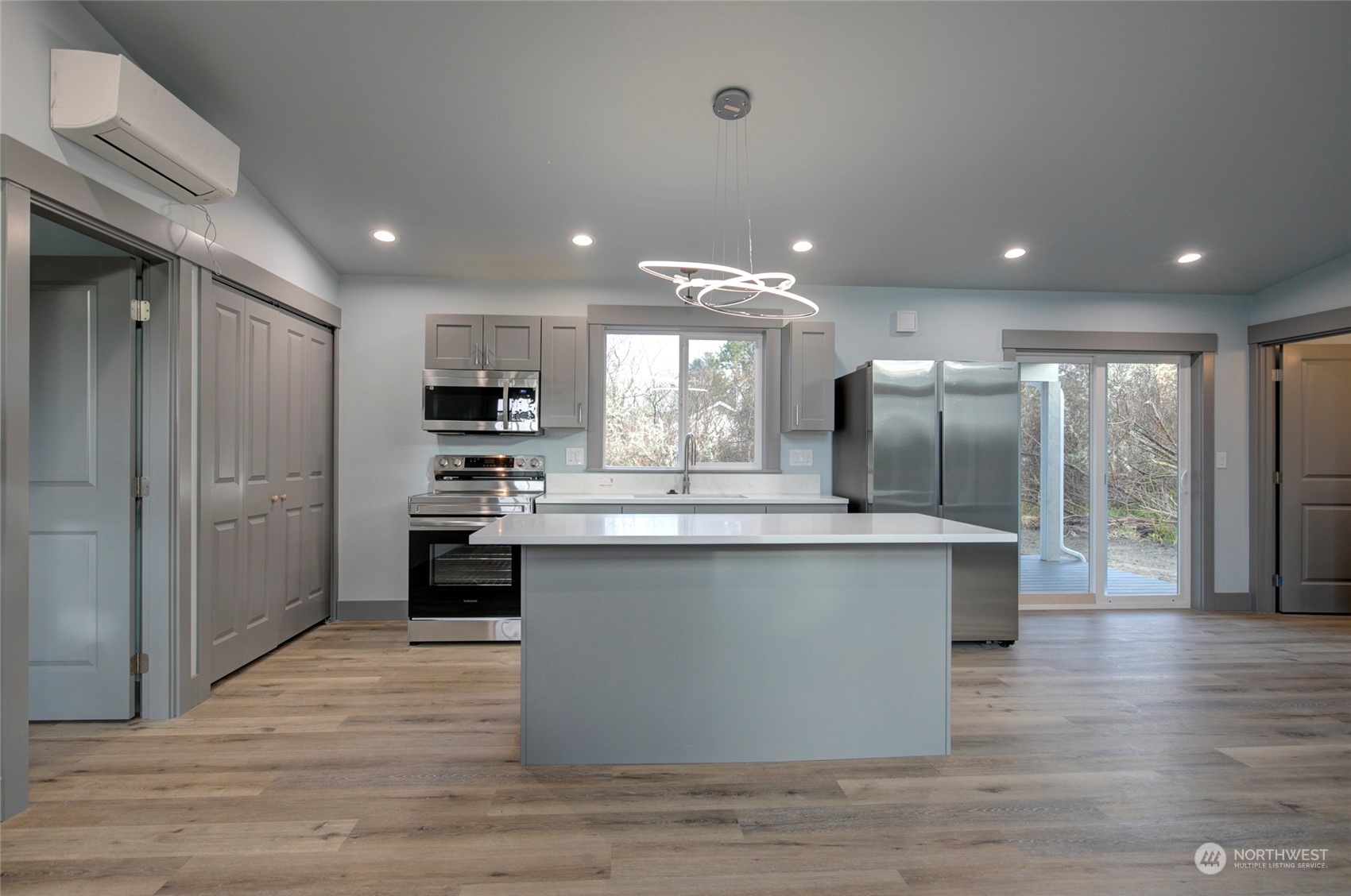 150 N Wynoochee Drive SW