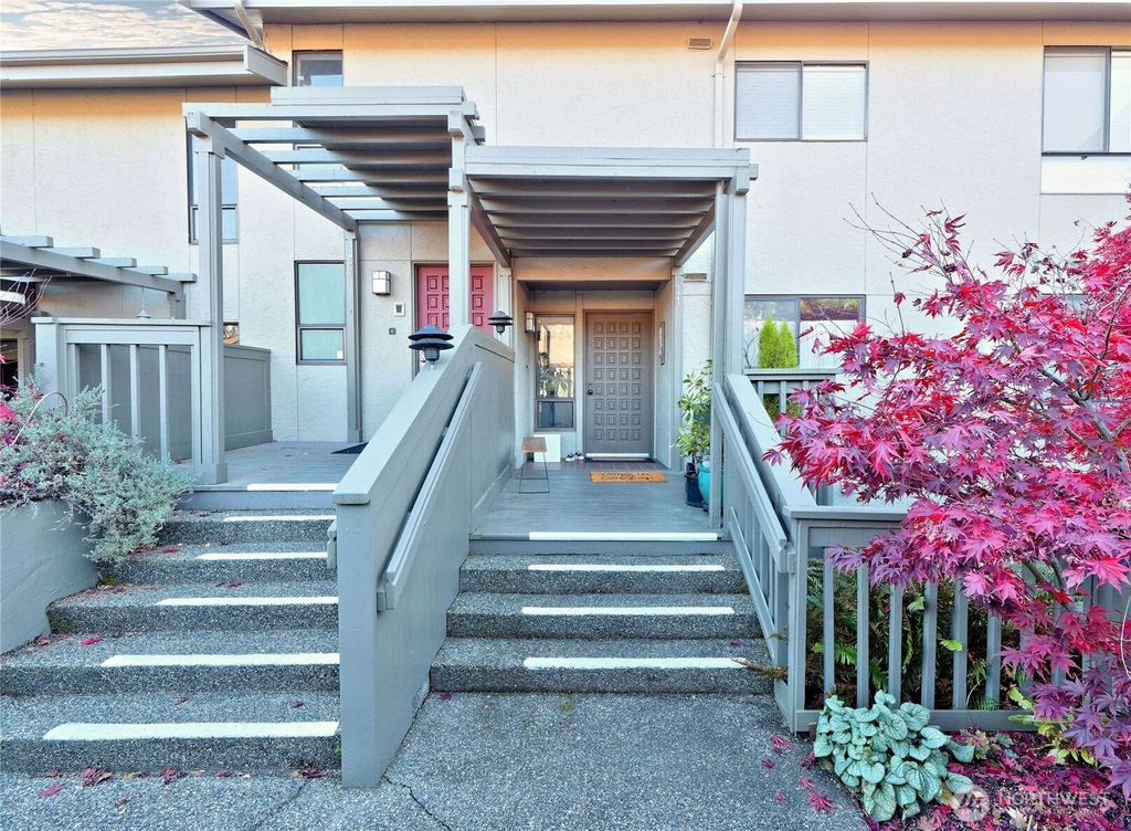 Photo of 5845 NE Park Point Drive #G203, Seattle, WA 98115 (MLS # 2455045)