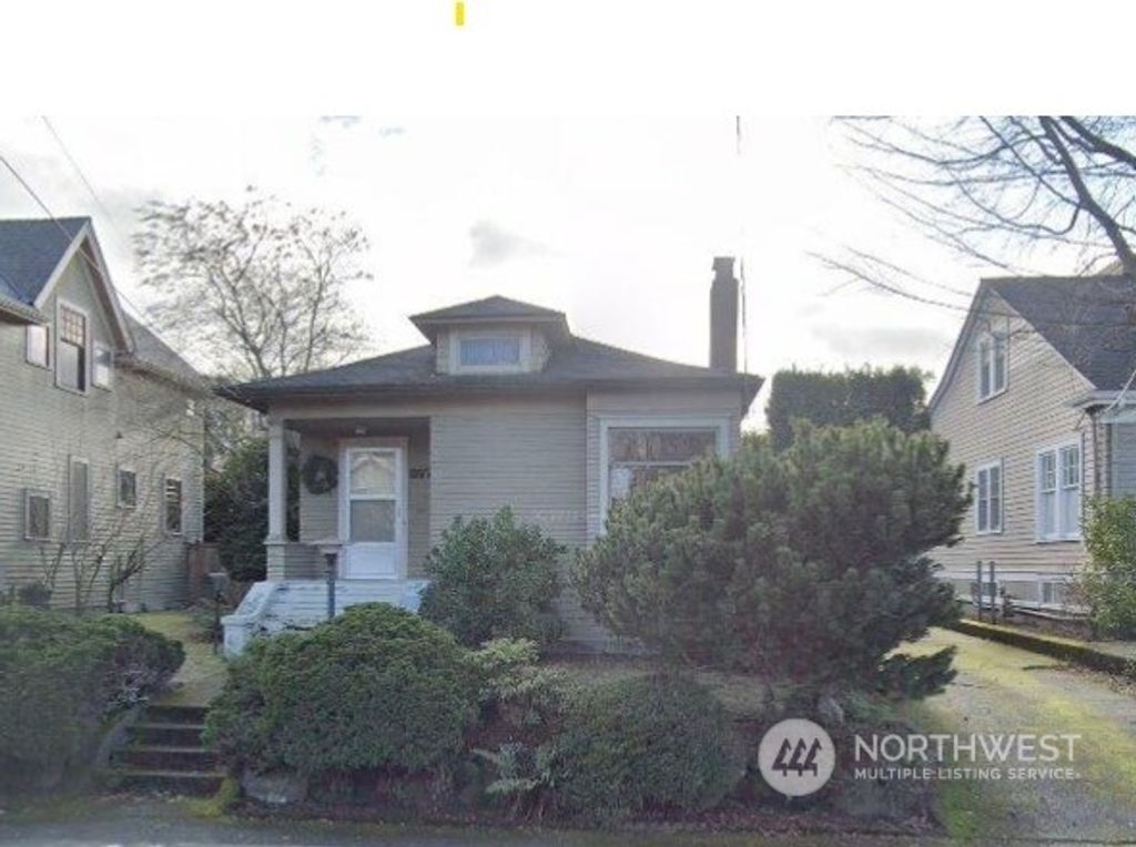 Photo of 807 Armour Street, Seattle, WA 98119 (MLS # 2291597)