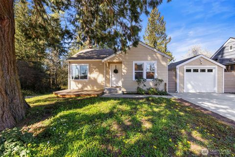 Photo of 603 N Summit Avenue, Bremerton, WA 98312 (MLS # 2502755)