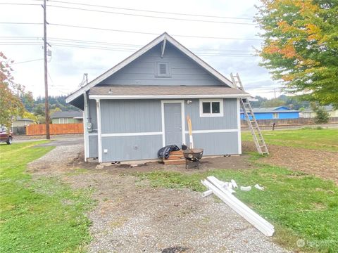 A home in Chehalis