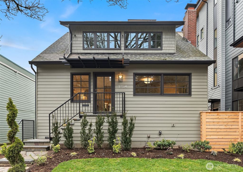 Photo of 1254 15th Avenue E, Seattle, WA 98112 (MLS # 2350029)