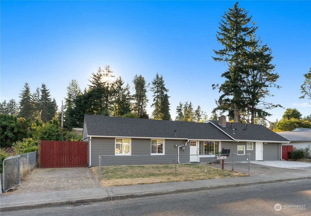 Photo of 23404 50th Avenue W, Mountlake Terrace, WA 98043 (MLS # 2147563)