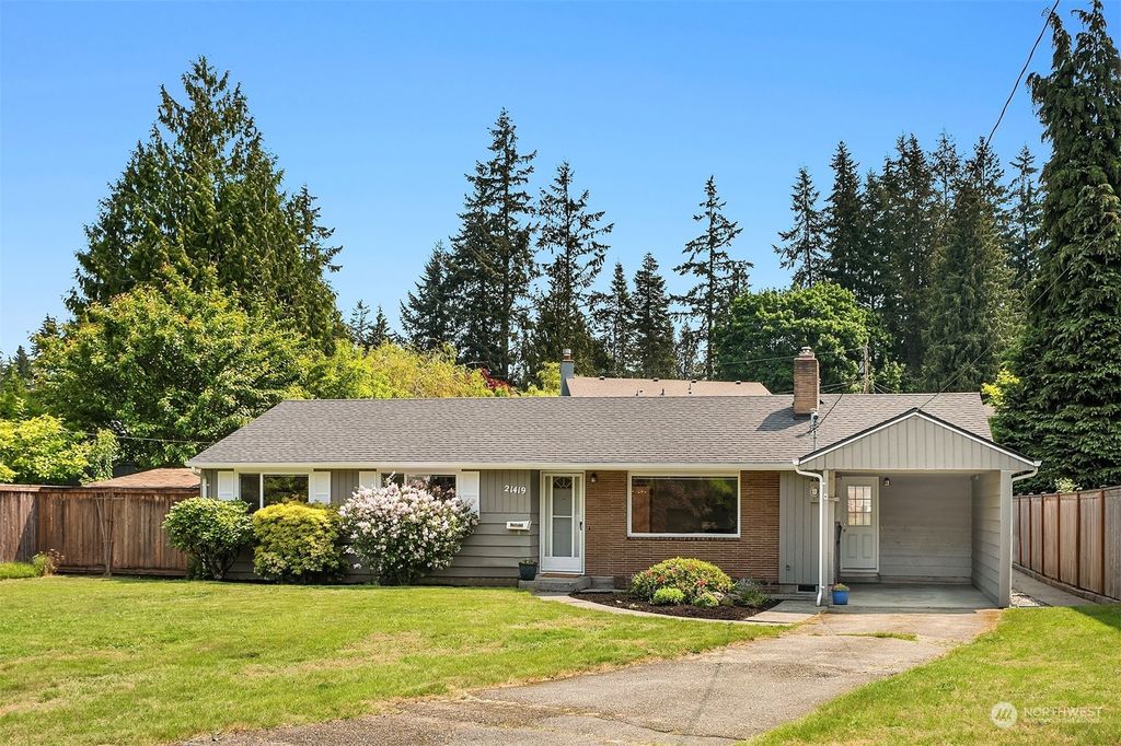 Photo of 21419 95th Place W, Edmonds, WA 98020 (MLS # 2067013)