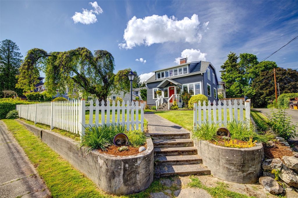 Photo of 5232 S Holly Street, Seattle, WA 98118 (MLS # 2240700)