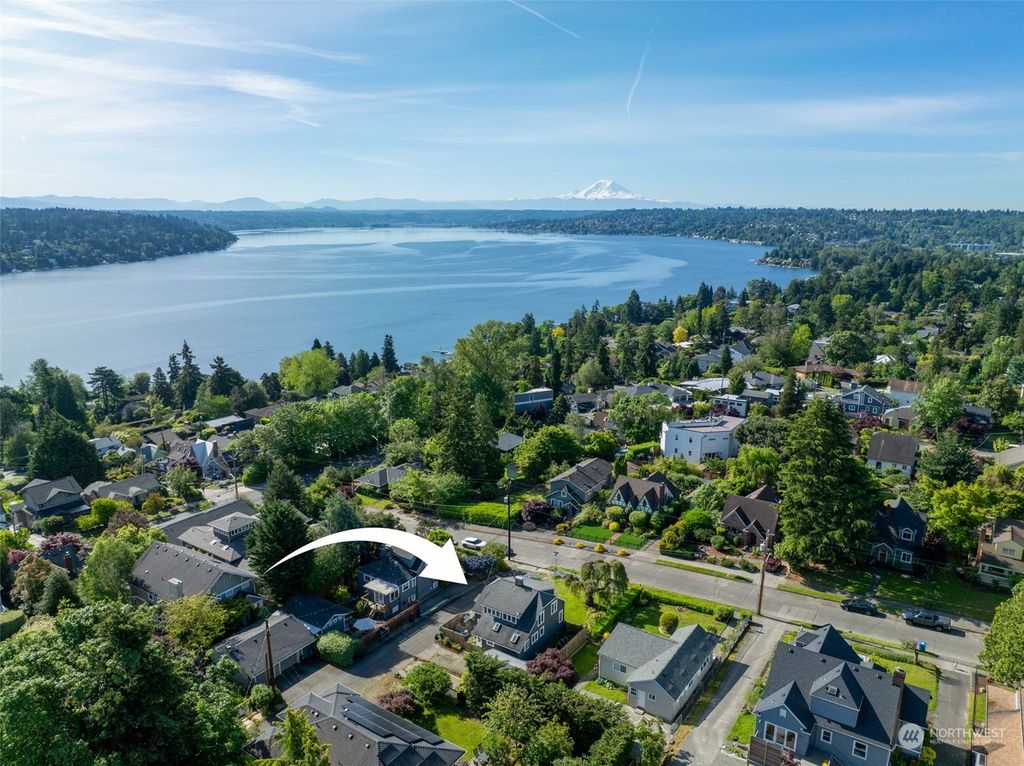 Photo of 5232 S Holly Street, Seattle, WA 98118 (MLS # 2240700)