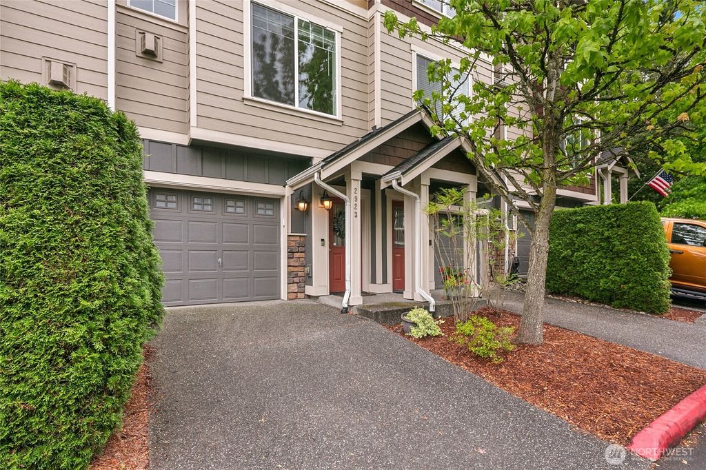 Photo of 2923 Belmonte Lane, Everett, WA 98201 (MLS # 2466864)