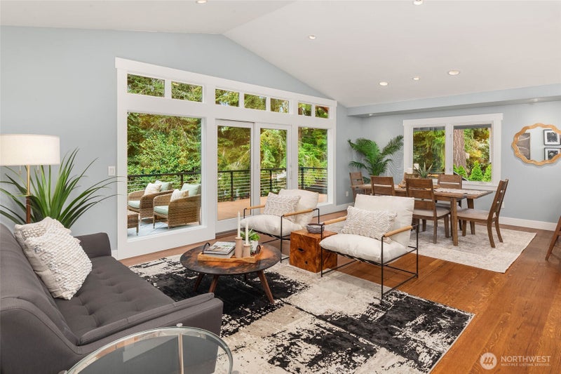 8636 SE 75th Place