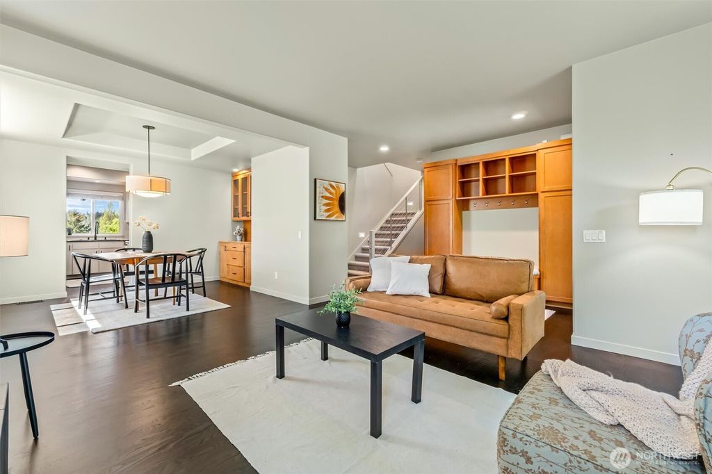 Photo of 11339 40th Avenue NE, Seattle, WA 98125 (MLS # 2512042)