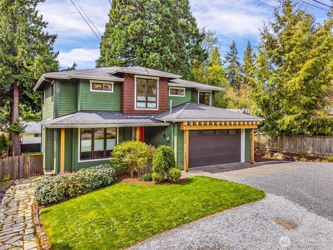 Photo of 11339 40th Avenue NE, Seattle, WA 98125 (MLS # 2512042)