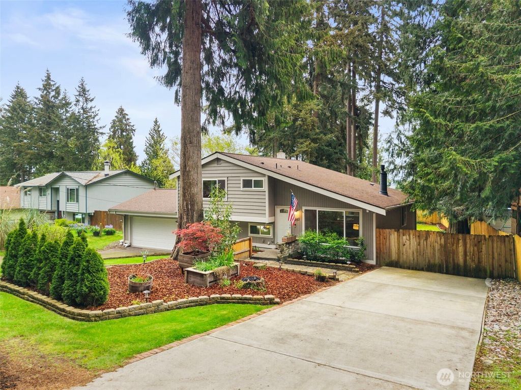 Photo of 4460 Fir Drive NE, Bremerton, WA 98310 (MLS # 2502781)