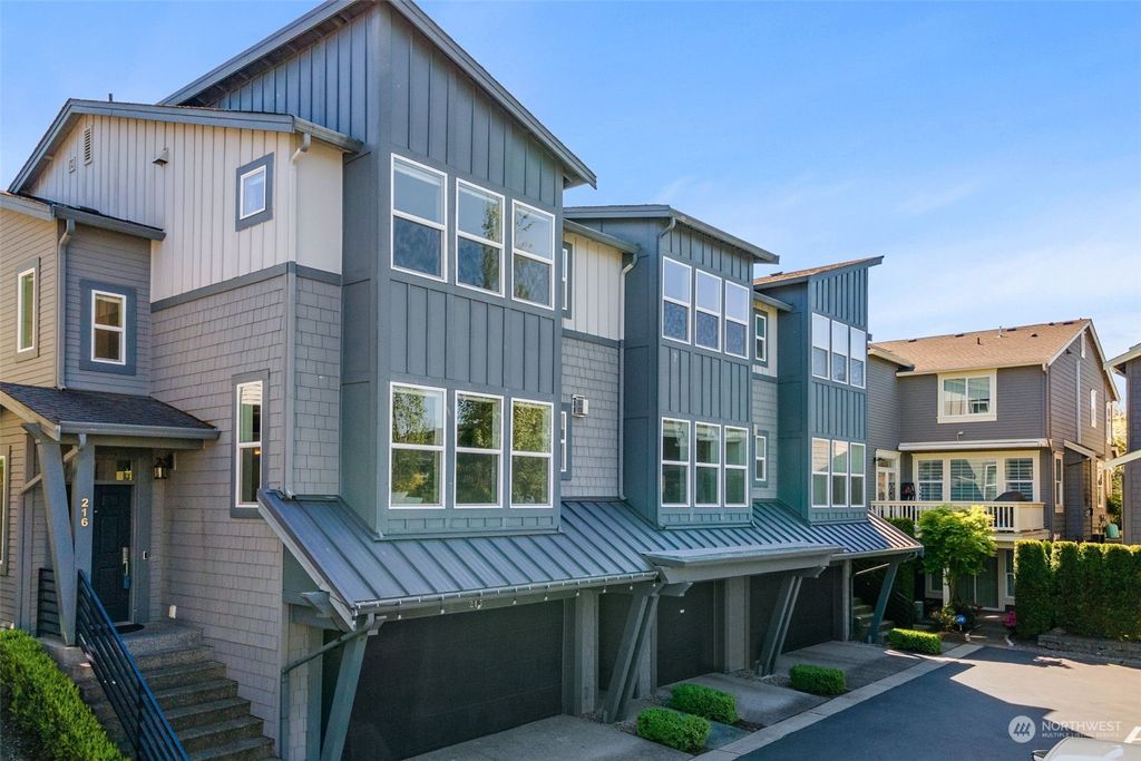 Photo of 216 3rd Lane S, Kirkland, WA 98033 (MLS # 2066477)