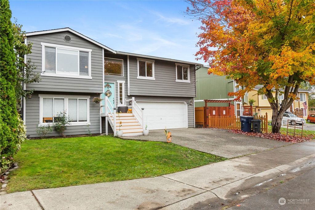 Photo of 10629 58th Drive NE, Marysville, WA 98270 (MLS # 2009302)