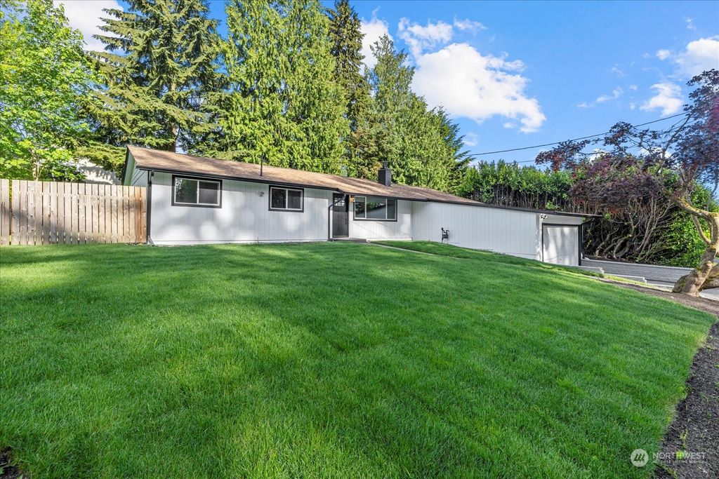 Photo of 20715 36th Avenue W, Lynnwood, WA 98036 (MLS # 2241179)