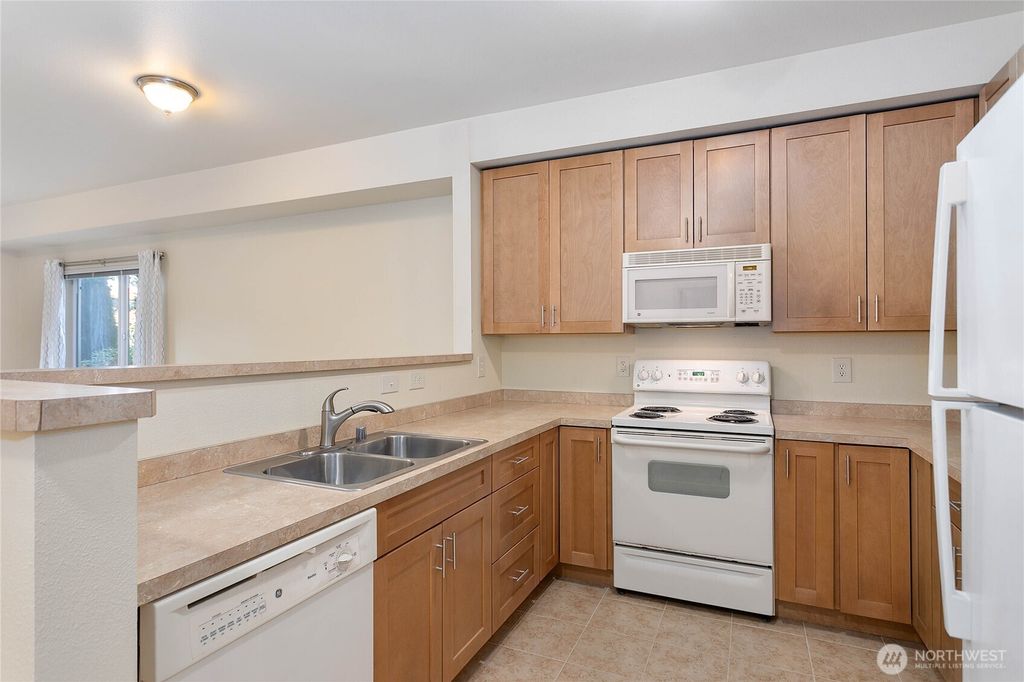 Photo of 512 Darby Drive #111, Bellingham, WA 98226 (MLS # 2448244)