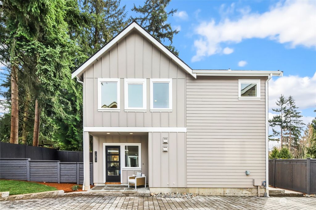 Photo of 12817 NE 95th Street, Kirkland, WA 98033 (MLS # 2208052)