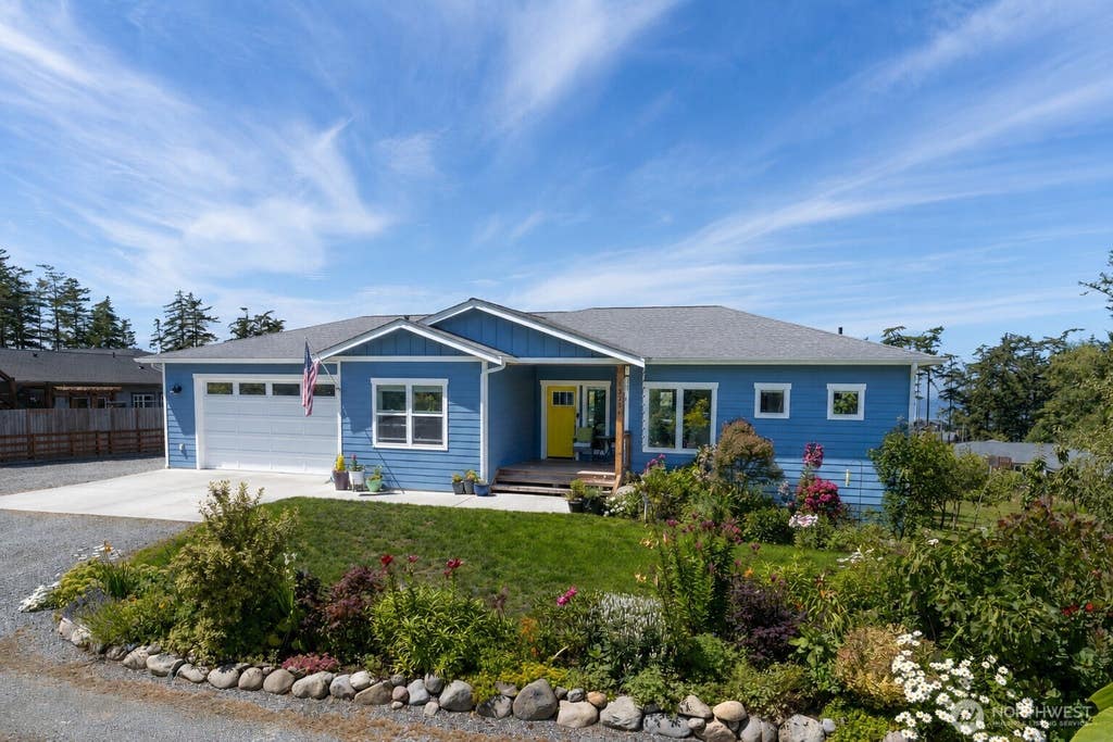 Photo of 1325 Great Horned Owl Lane, Oak Harbor, WA 98277 (MLS # 2562135)