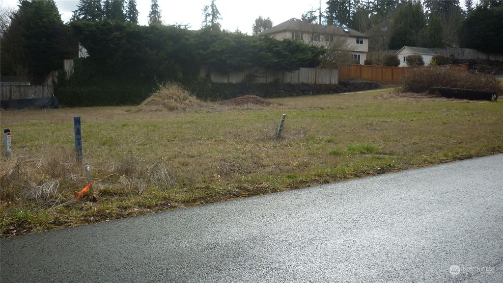 Photo of 5401 NE 25th Street, Renton, WA 98059 (MLS # 2047128)
