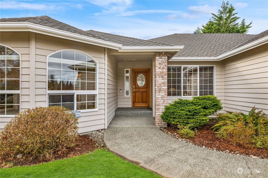 Photo of 15308 67th Drive SE, Snohomish, WA 98296 (MLS # 2035694)