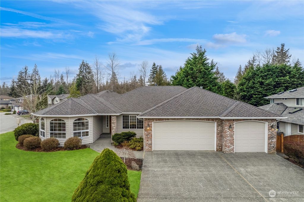 Photo of 15308 67th Drive SE, Snohomish, WA 98296 (MLS # 2035694)