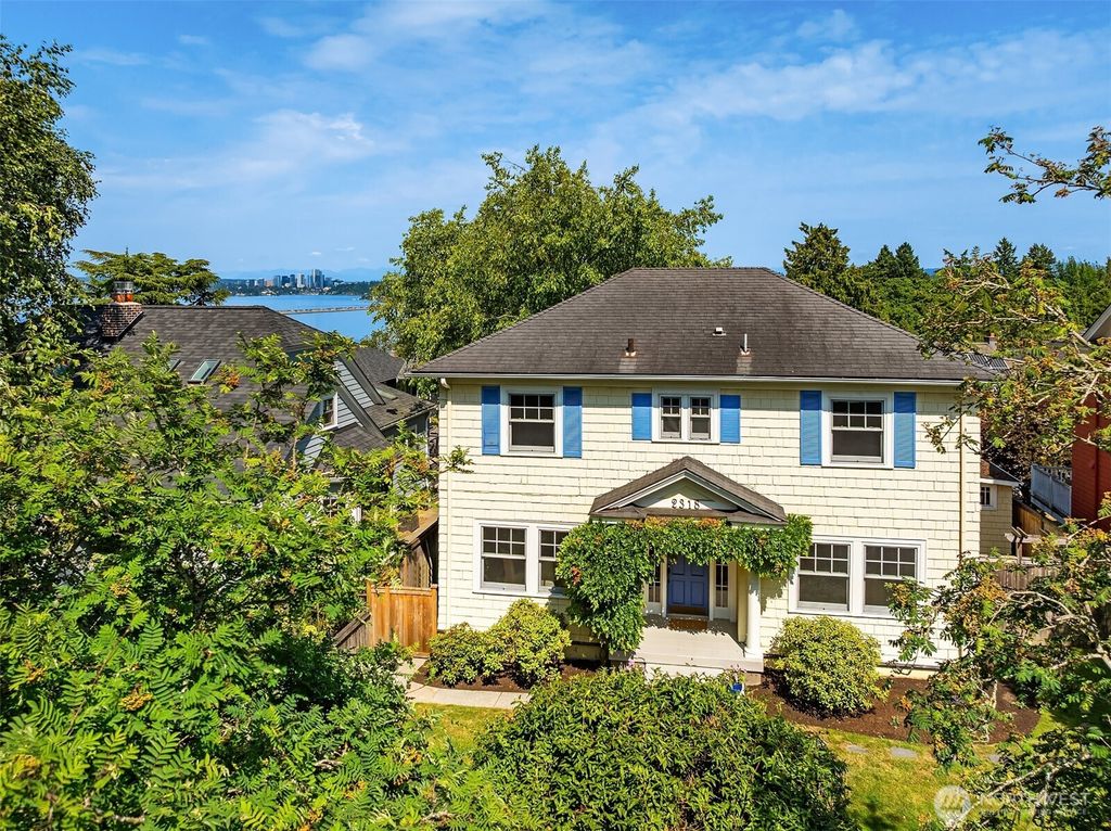 Photo of 2318 33rd Avenue S, Seattle, WA 98144 (MLS # 2394547)