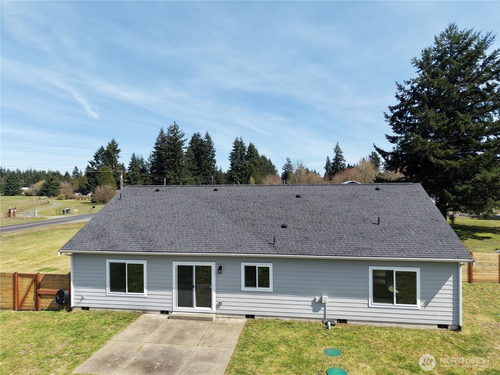 Photo of 17315 Pendleton Street SW, Rochester, WA 98579 (MLS # 2506725)