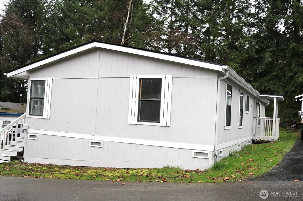 Photo of 857 Mahogany Lane NW, Silverdale, WA 98383 (MLS # 2480585)