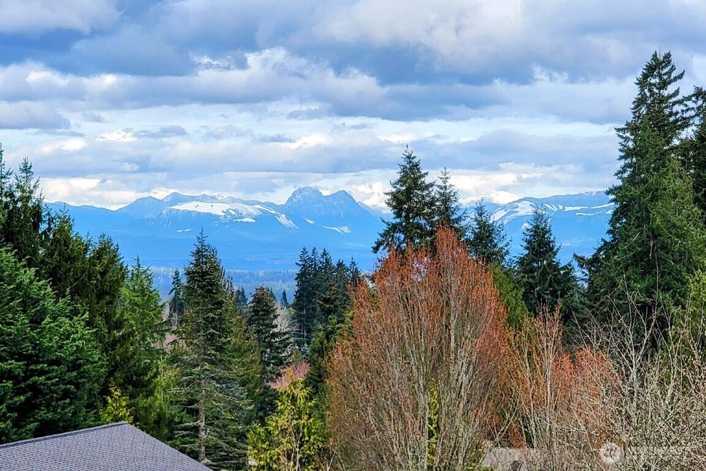 Photo of 4652 159th Avenue SE, Bellevue, WA 98006 (MLS # 2347607)