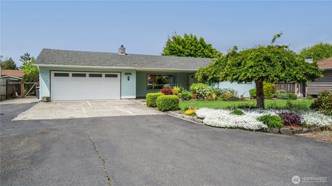 1305 Greenwood Lane, Centralia, WA 98531 - MLS#: 2374336