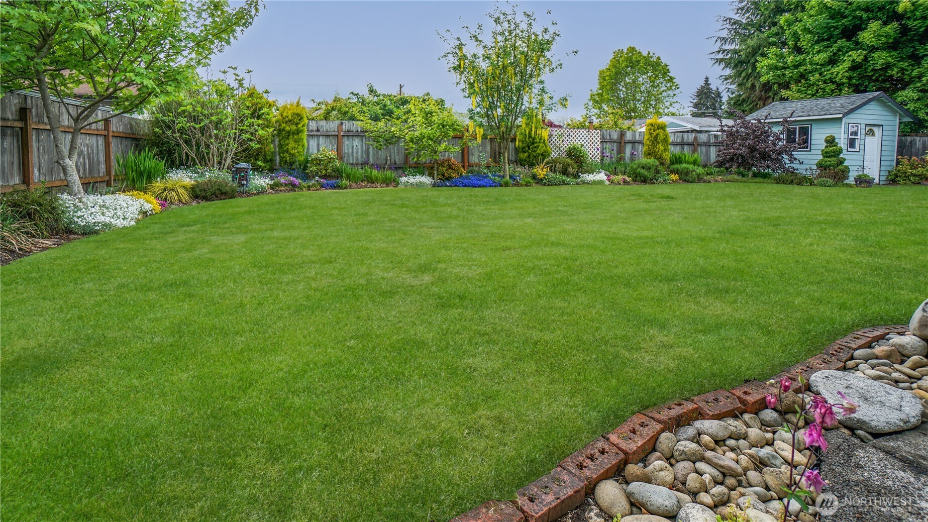 1305 Greenwood Lane