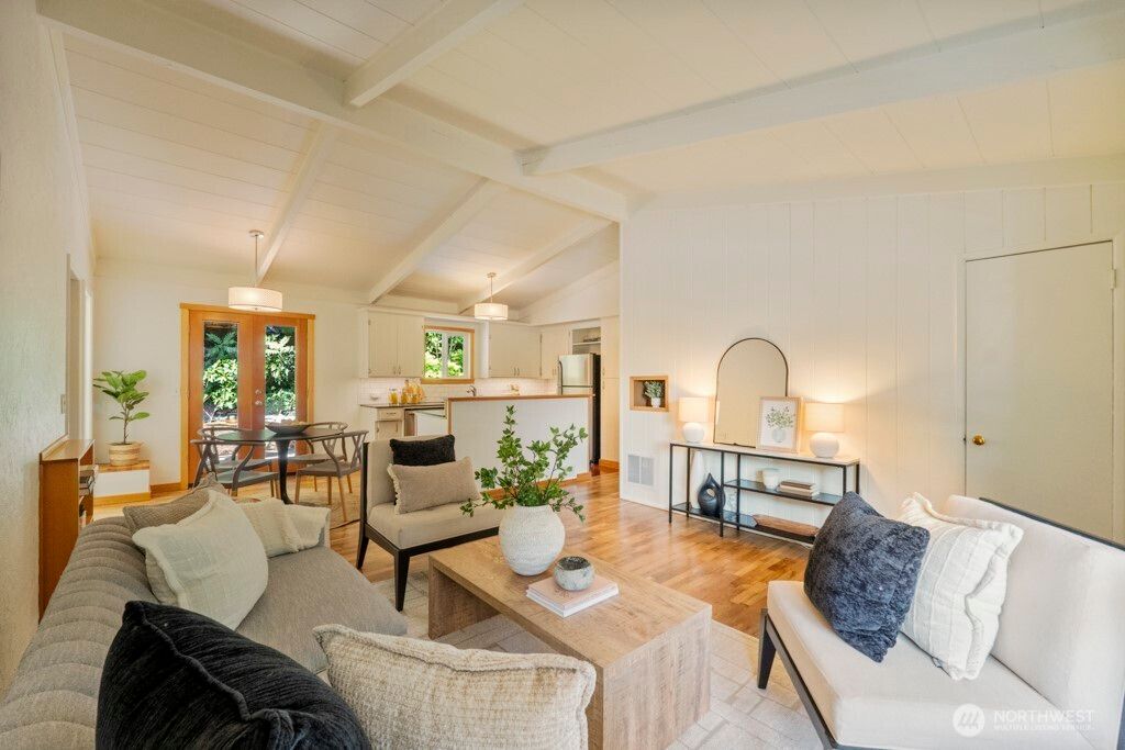 Photo of 14327 26th Avenue NE, Seattle, WA 98125 (MLS # 2381683)