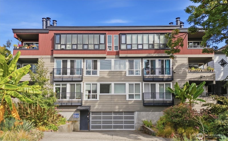 1601 E Columbia Street 104