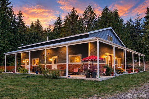 Photo of 5728 NW Littlewood Lane, Silverdale, WA 98383 (MLS # 2573677)