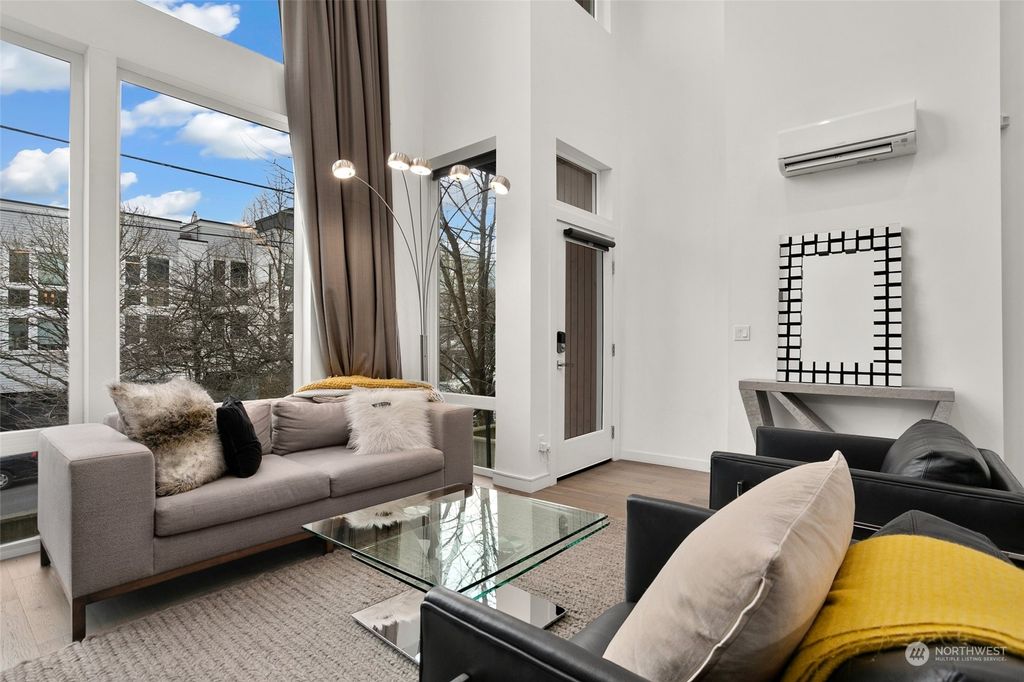 Photo of 1106 14th Avenue #A, Seattle, WA 98122 (MLS # 2211087)