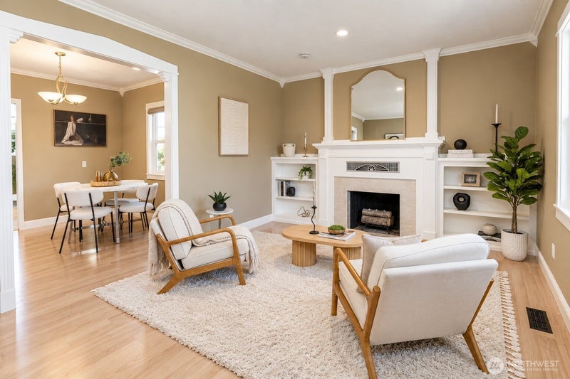 825 NE 75th Street