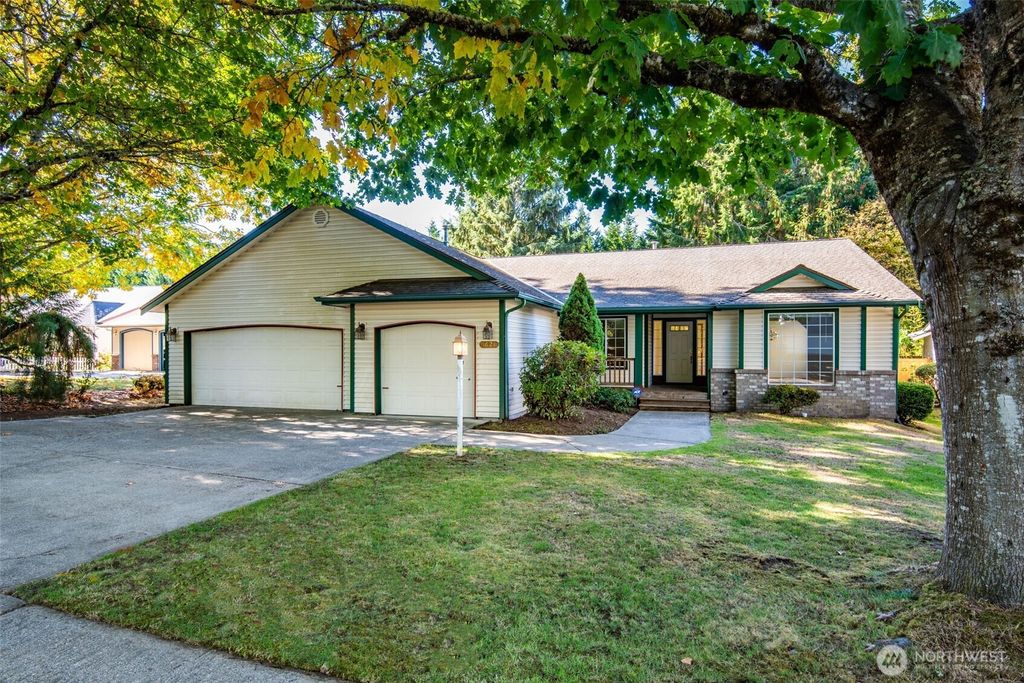 Photo of 1621 Redwood Place SE, Olympia, WA 98501 (MLS # 2445177)