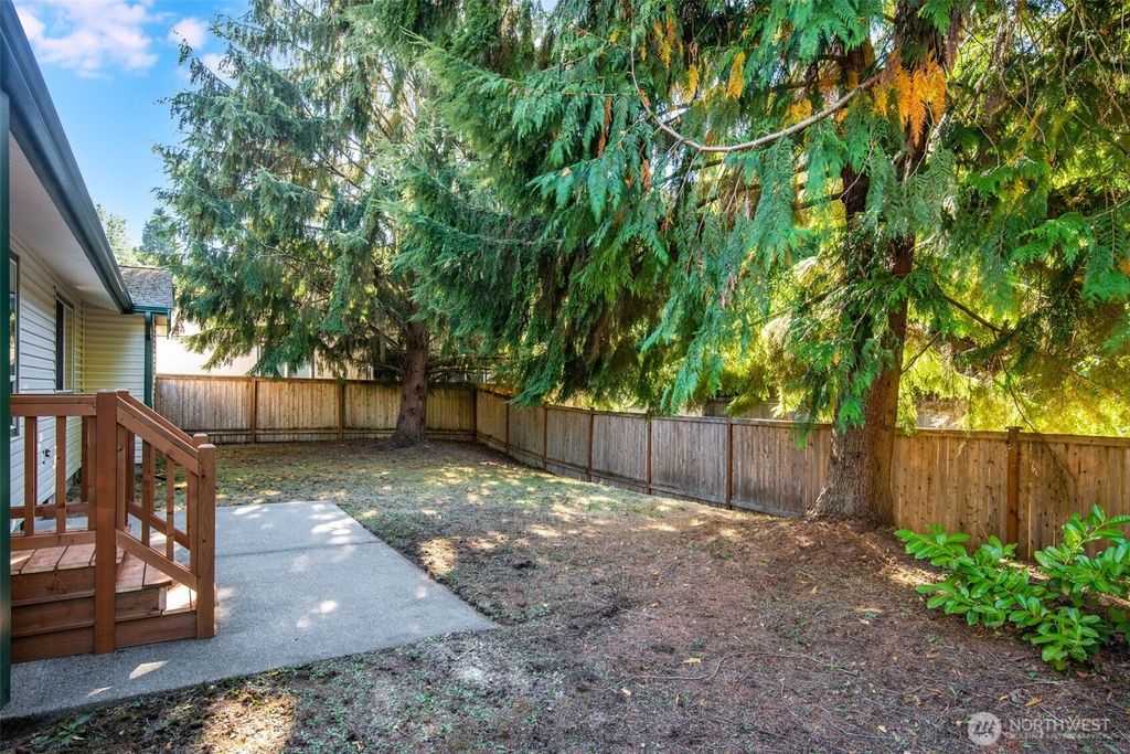 Photo of 1621 Redwood Place SE, Olympia, WA 98501 (MLS # 2445177)