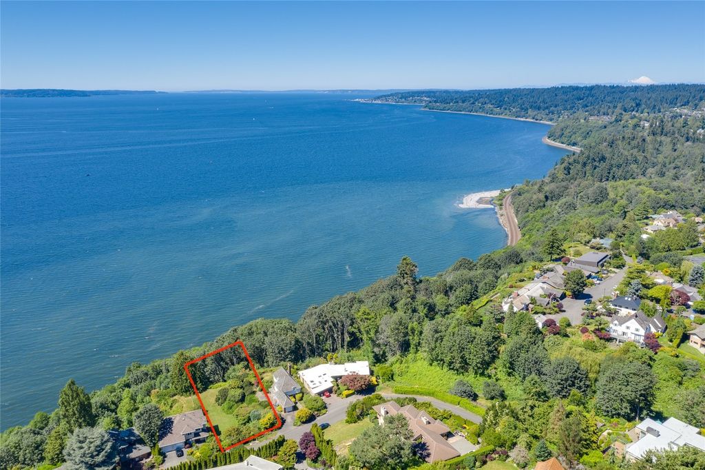 Photo of 1932 NW Blue Ridge Drive, Seattle, WA 98177 (MLS # 2208445)