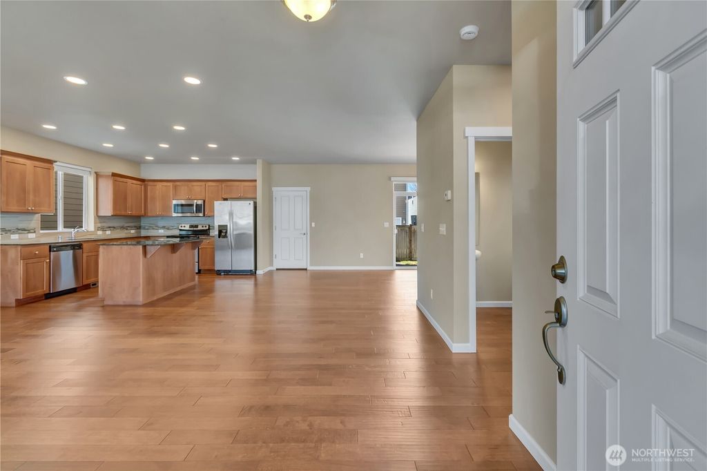 Photo of 18428 97th Avenue Ct E, Puyallup, WA 98375 (MLS # 2505325)