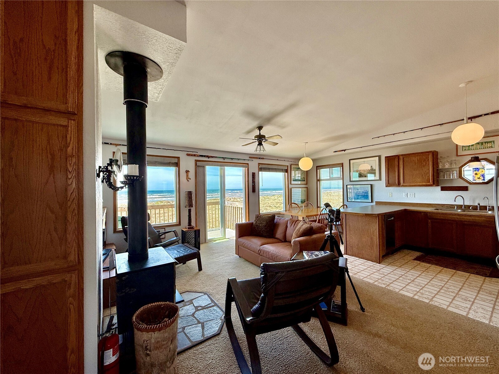 1311 Ocean Shores Boulevard SW 6