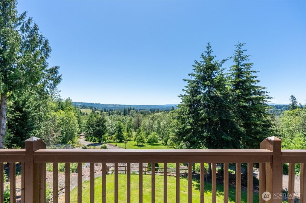 Photo of 206 Fawnhill Drive, Salkum, WA 98582 (MLS # 2538033)
