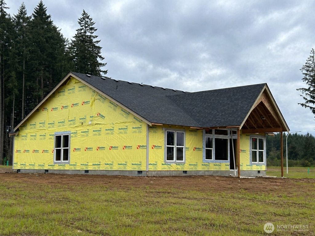 Photo of 639 Vertex Avenue, Winlock, WA 98606 (MLS # 2517763)