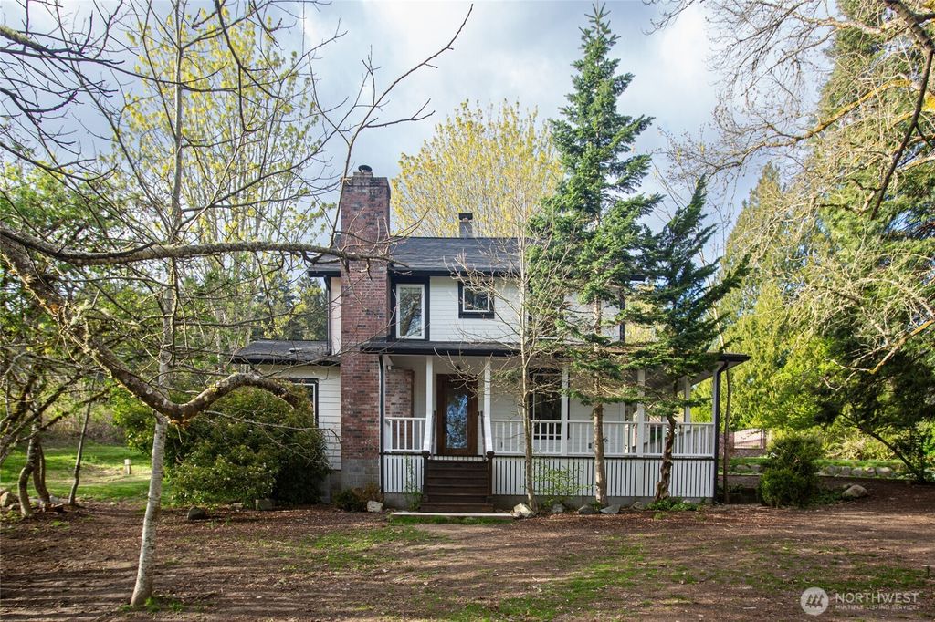 Photo of 13101 Olalla Valley Road SE, Olalla, WA 98359 (MLS # 2509259)