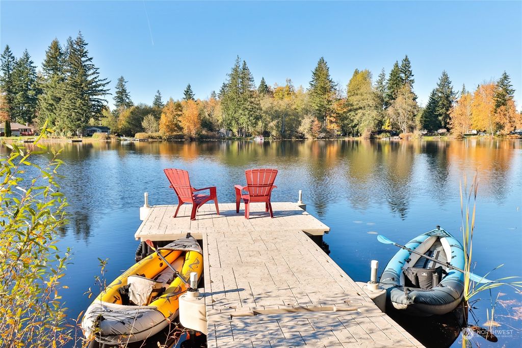 Photo of 1419 150th Place NW, Marysville, WA 98271 (MLS # 2051014)