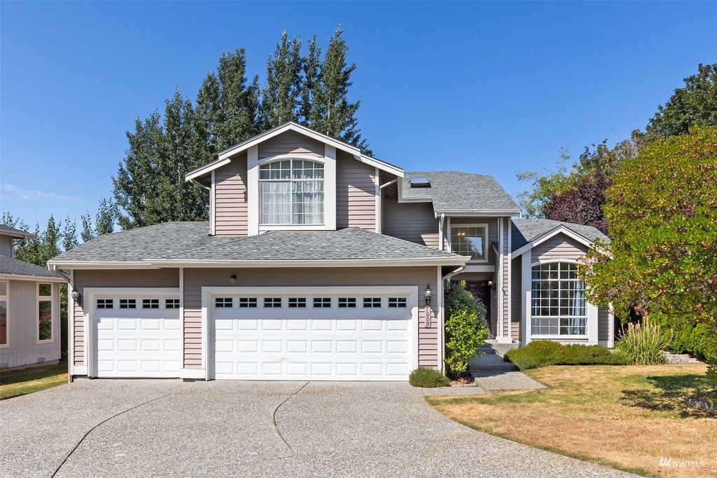 Photo of 7009 76th Drive NE, Marysville, WA 98270 (MLS # 1977214)