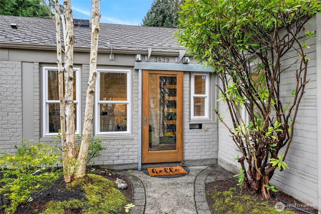 Photo of 3439 42nd Avenue W, Seattle, WA 98199 (MLS # 2493479)