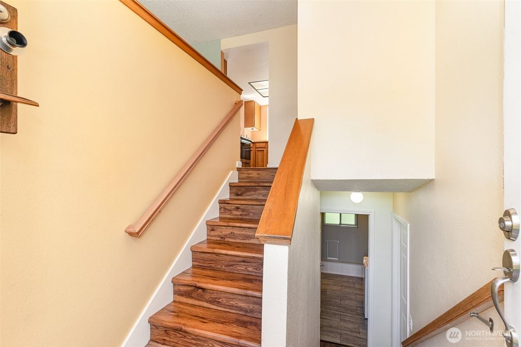 Photo of 29126 47th Avenue S, Auburn, WA 98001 (MLS # 2421442)